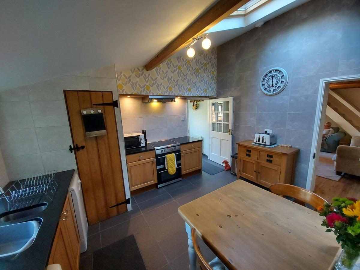 Saughall Mill Farm Cottage Chester Exterior foto