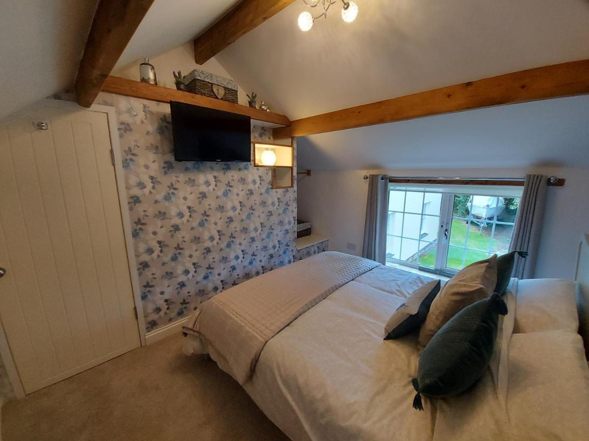 Saughall Mill Farm Cottage Chester Exterior foto
